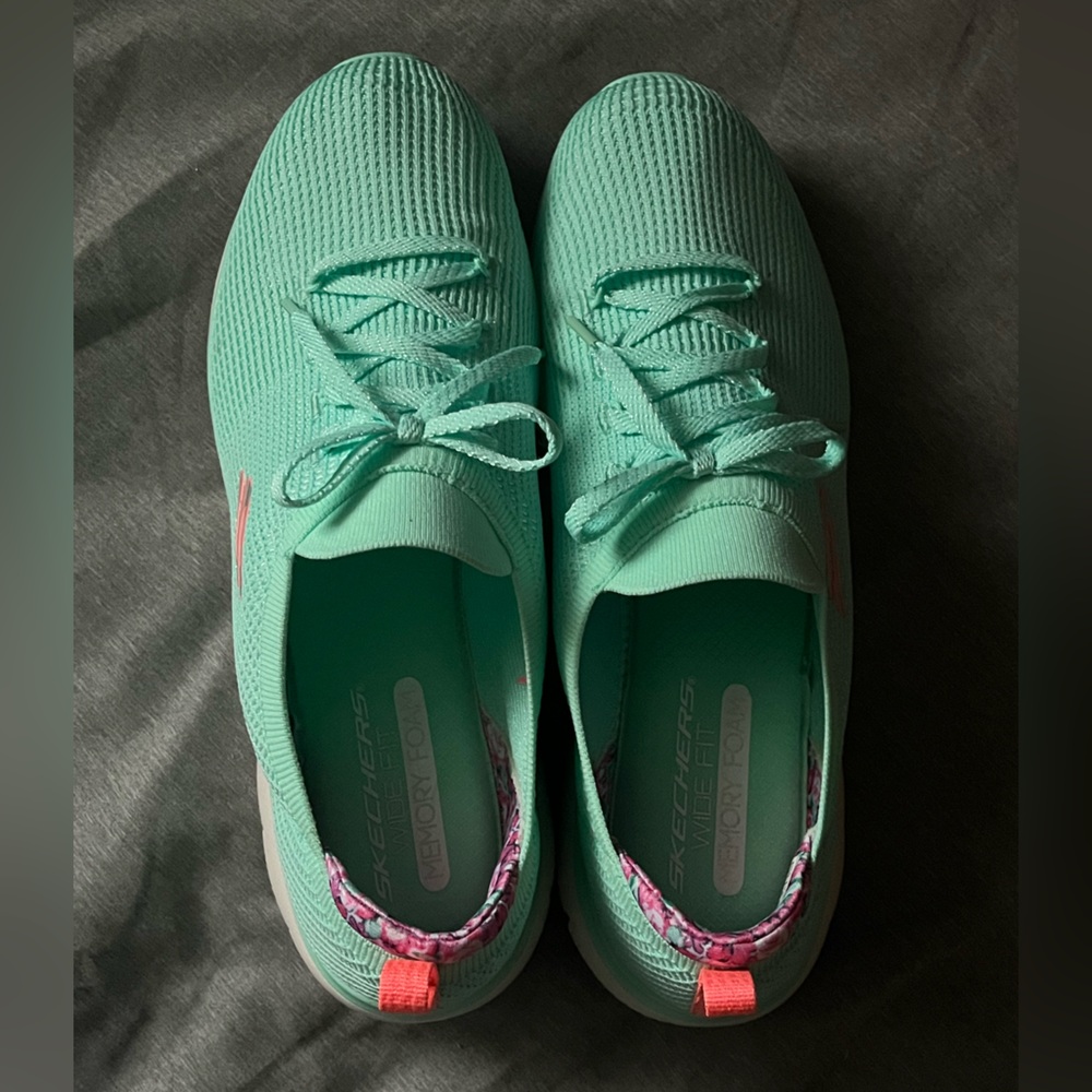 💕🧚‍♀️Skechers Women's Mint Green🧚‍♀️💕